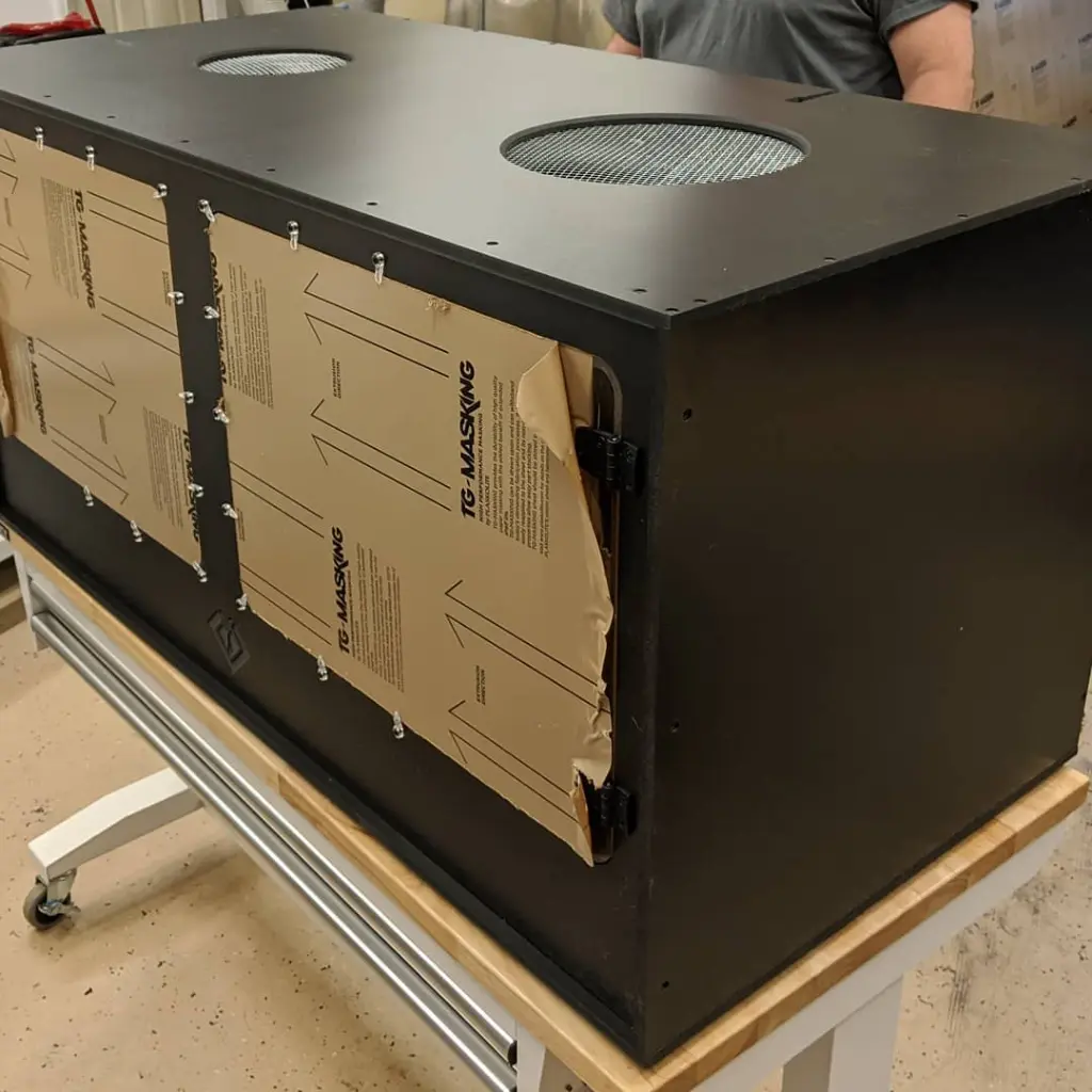 blackbox-xt4-black-reptile-enclosure-48x24x24-8.5-screen-cut-out.webp